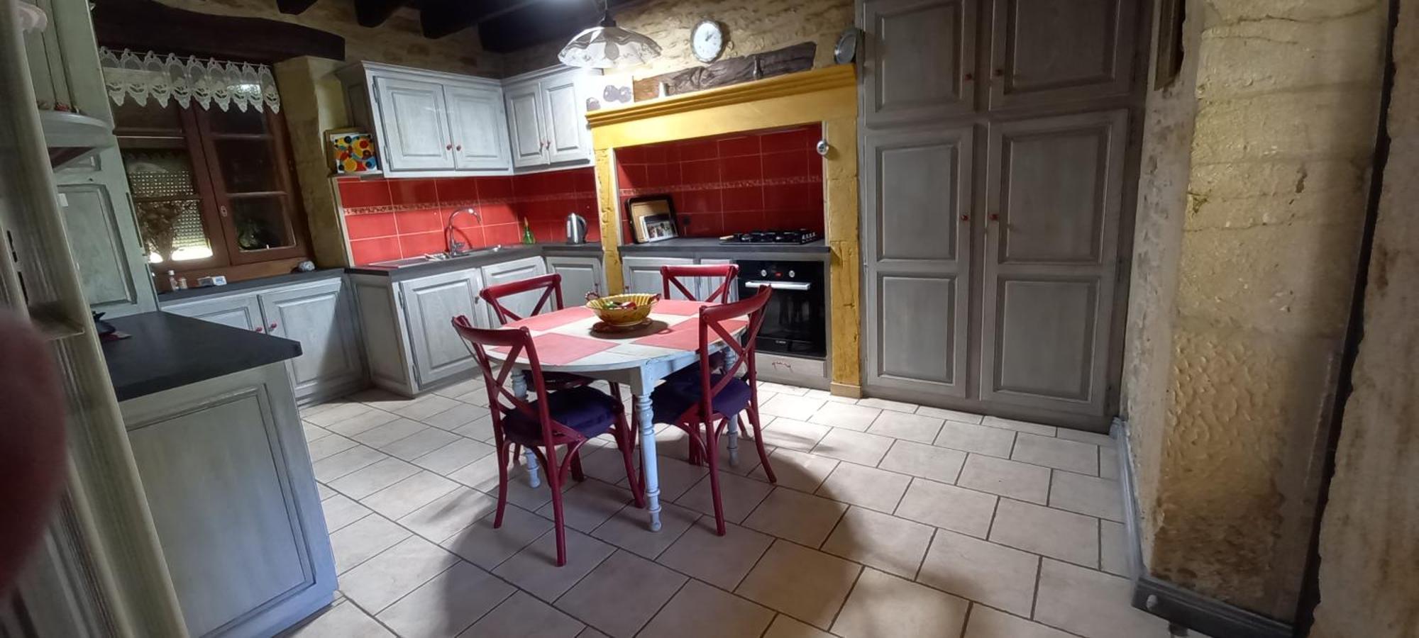 Jolie Maison A La Campagne A